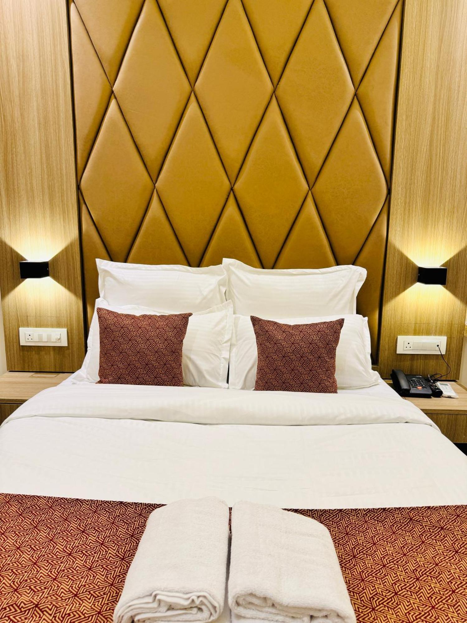 Hotel Bellamont 孟买 外观 照片