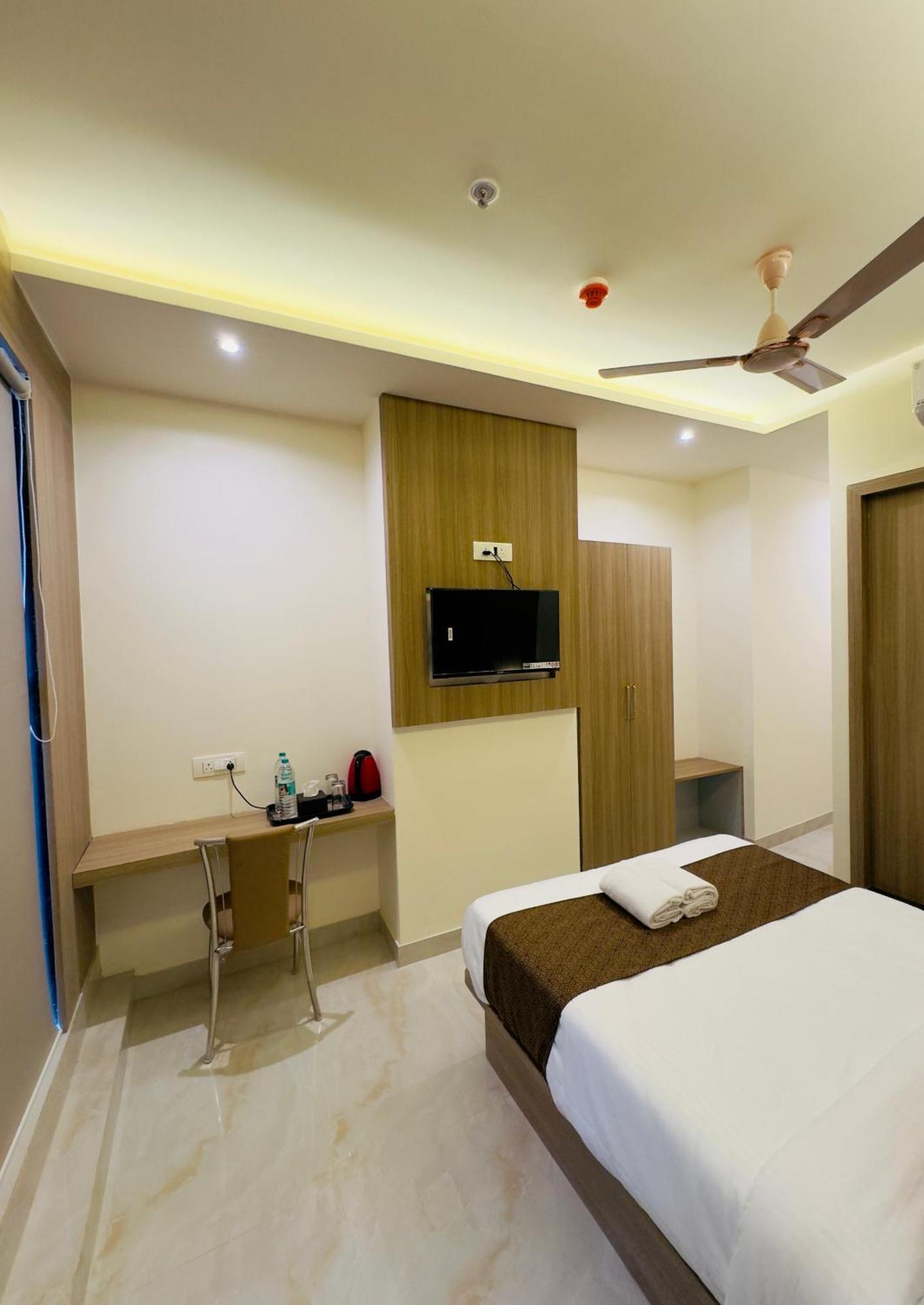 Hotel Bellamont 孟买 外观 照片
