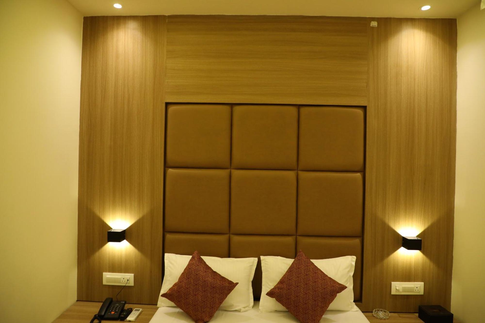 Hotel Bellamont 孟买 外观 照片