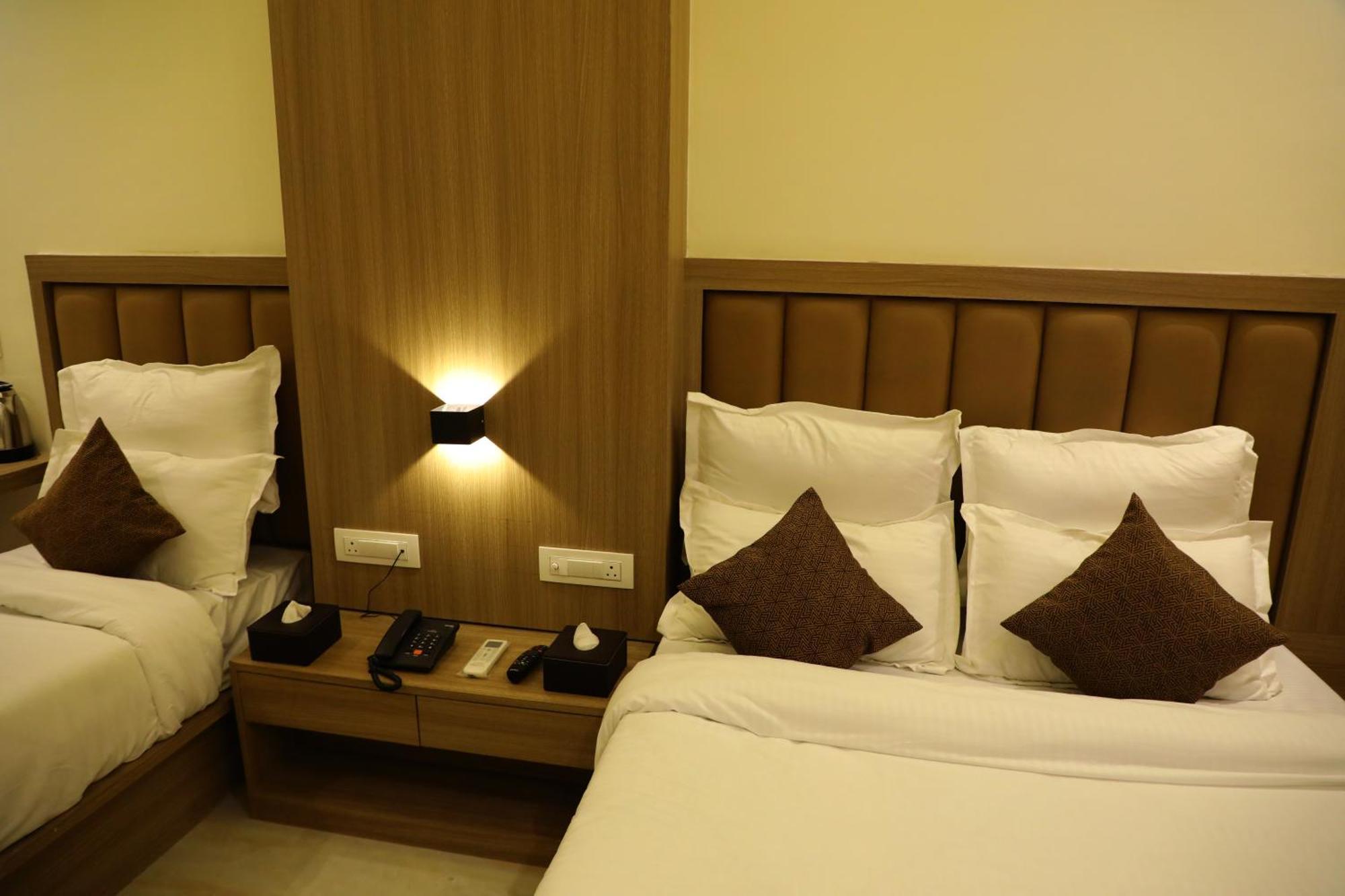 Hotel Bellamont 孟买 外观 照片